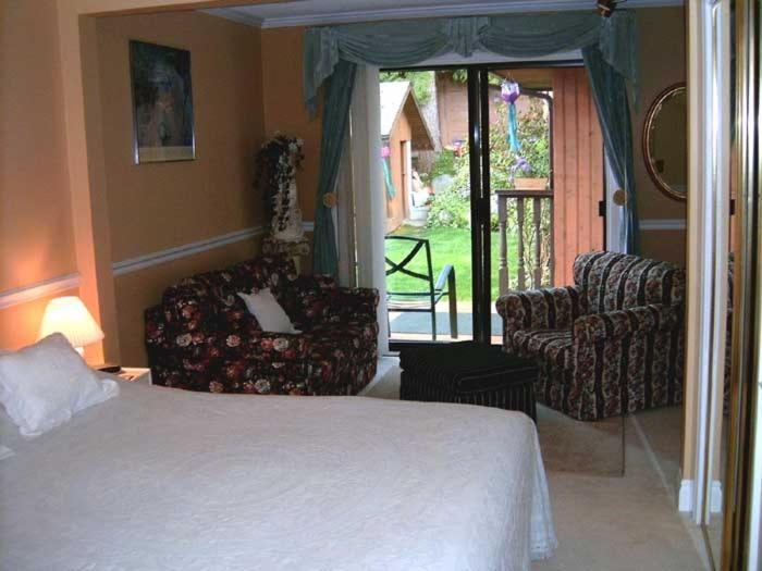 Mountain Bed & Breakfast North Vancouver Quarto foto